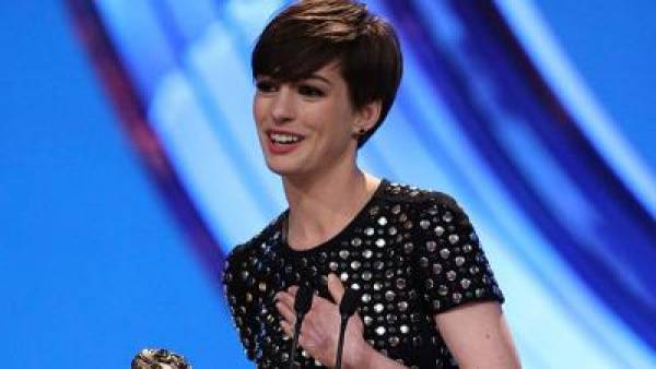 Odds to Win Best Supporting Actress at 2013 Oscars:  Anne Hathaway a ‘Lock’
