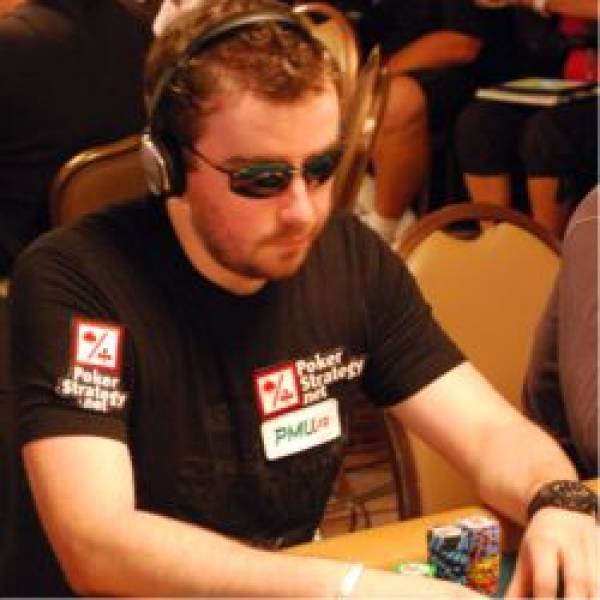Antoine Saout Leads Day 1B of 2013 World Series of Poker Asia Pacific