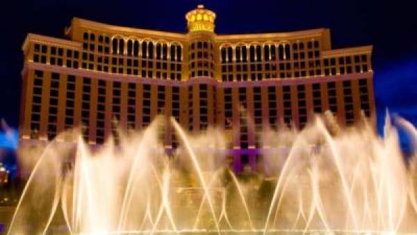 Bellagio Botched Robbery:  Bandit Loses Wig, Casino Chips