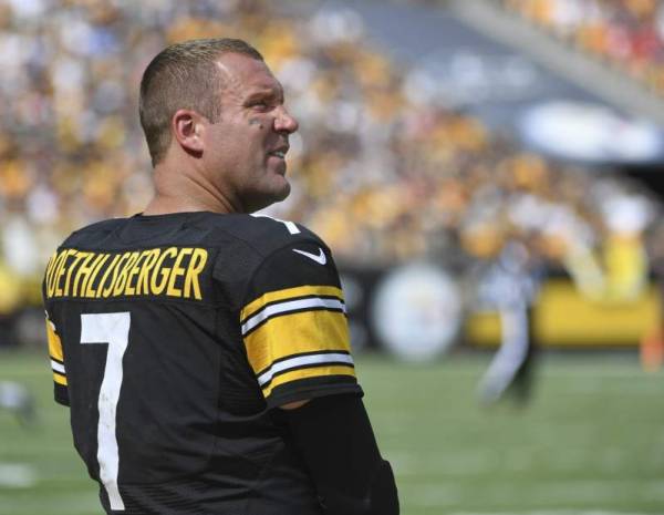 Roethlisberger and Murray Favored to Throw Most Picks