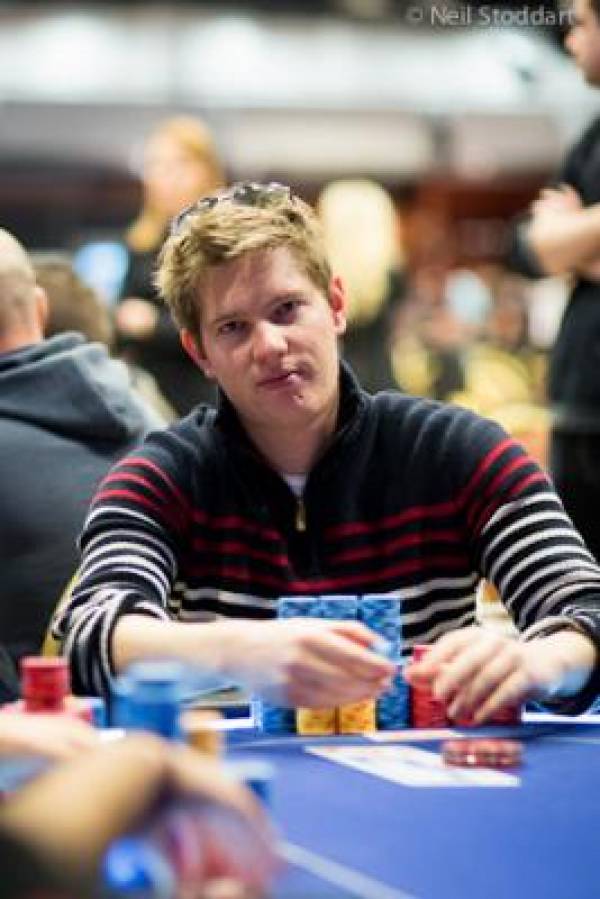 Ben Warrington Leads After Day 5 of EPT Prague with 21 Players Remaining 