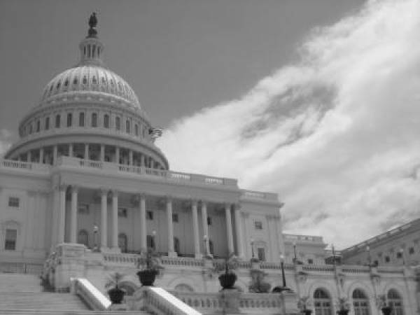 Lawmakers:  Act Now or Never to Legalize Online Poker at Federal Level