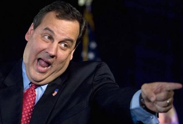 Christie Goes Off on ‘Trainwreck’, 'Absolutists' GOP: Could War With Adelson Be 