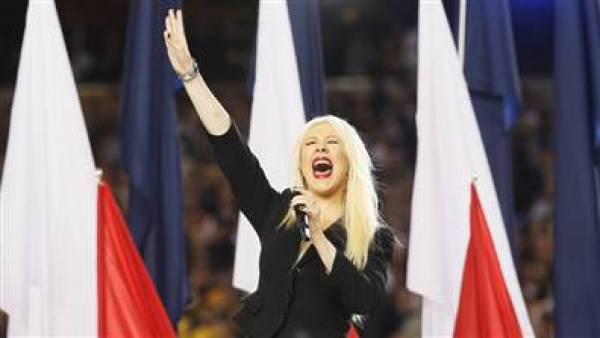 Christina Aguilera National Anthem Bet