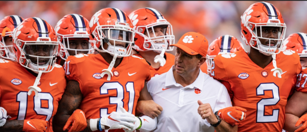 Clemson's Massive Drop in Latest CFP Odds