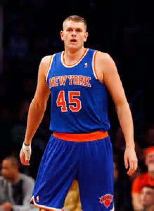 Bucks-Knicks Betting Line: Fantasy Profile: Cole Aldridge Price Way Off Bucks-Knicks Betting Line: Fantasy Profile: Cole Aldridge Price Way Off
