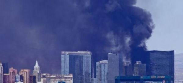 Massive Fire at Cosmo Hotel on Las Vegas Strip Engulfs 14th Floor Pool Deck