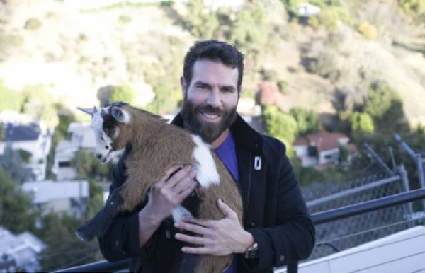 Dan Bilzerian Throws in G4 Jet as Part of $600K Bike Bet