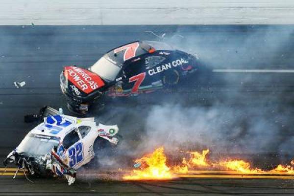 Betting on the Daytona 500 Still Available Despite Crash, Fan Injuries