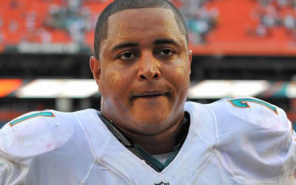Dolphins Bucs Point Spread Moves to Miami -1 as ‘Bullying’ Scandal Looms Dolphins Bucs Point Spread Moves to Miami -1 as ‘Bullying’ Scandal Looms