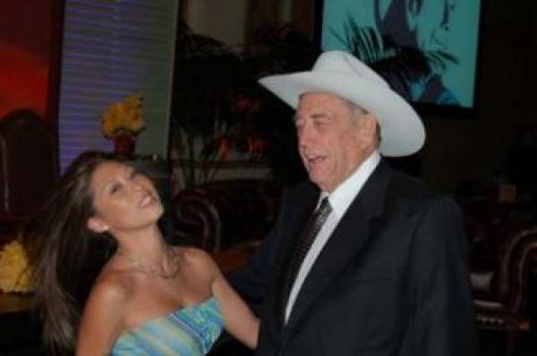 Top Gambling News:  Doyle Brunson and Wife Reflections, NJ New Deadline