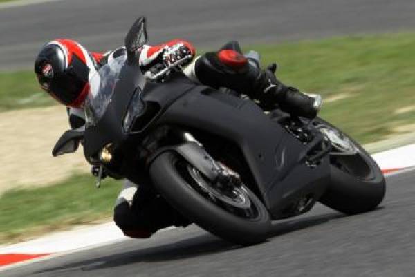 Who Wants a Free iPad, Ducati 848 EVO, Poker Gear Who Wants a Free iPad, Ducati 848 EVO, Poker Gear