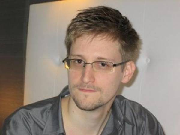 Paddy Power Now Offering NSA Leaker Edward Snowden Betting Odds