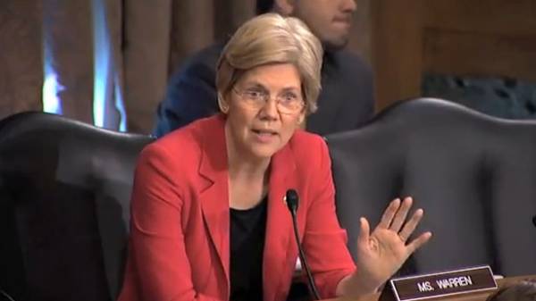 Elizabeth Warren Endorses Tierney: Wife Served Time in Offshore Gambling Case