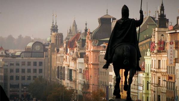 Record 1738 Players at Eureka 4 Prague: 542 Return for Day 2 Record 1738 Players at Eureka 4 Prague: 542 Return for Day 2