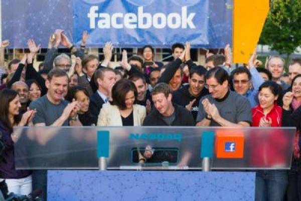 Thiel Sells 20 million Facebook Shares After IPO Lockup Expired