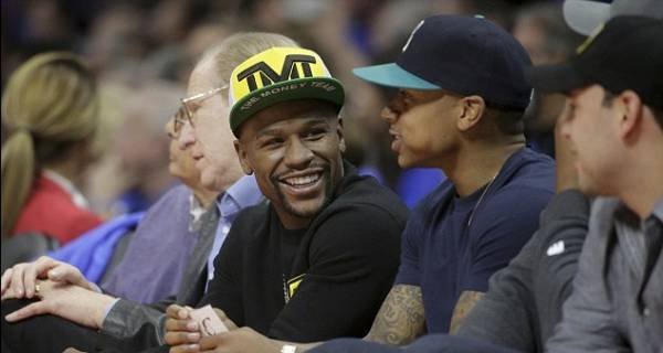 Mayweather Wins Big Gambling on Mix of NBA Playoffs, Boxing Mayweather Wins Big Gambling on Mix of NBA Playoffs, Boxing
