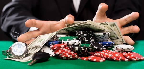 Politician Admits to Gambling Relapse