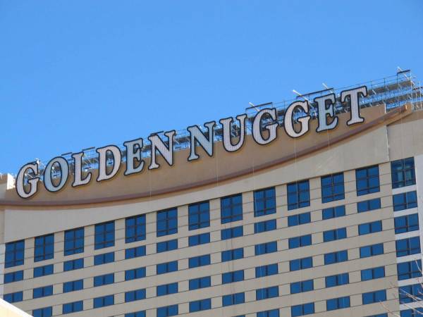 gamble online at gold nugget casino