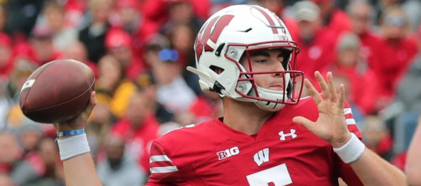 Bet on the Wisconsin Badgers This College Football Season 2022