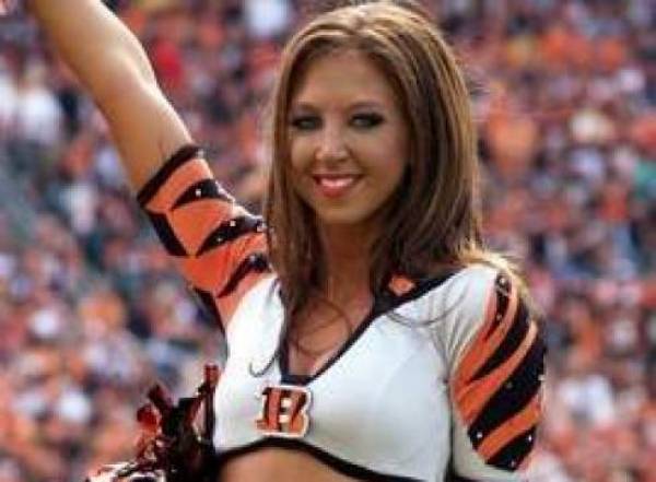 Green Bay Packers vs. Cincinnati Bengals Line -3 at Sportsbook.com Green Bay Packers vs. Cincinnati Bengals Line -3 at Sportsbook.com