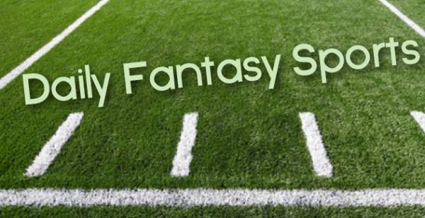 How Do I Play Daily Fantasy Sports: Salary Cap Games and More How Do I Play Daily Fantasy Sports: Salary Cap Games and More