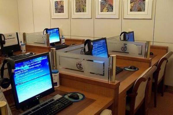 No More Internet Cafes in Florida Following Gambling Arrests: Senate OK No More Internet Cafes in Florida Following Gambling Arrests: Senate OK