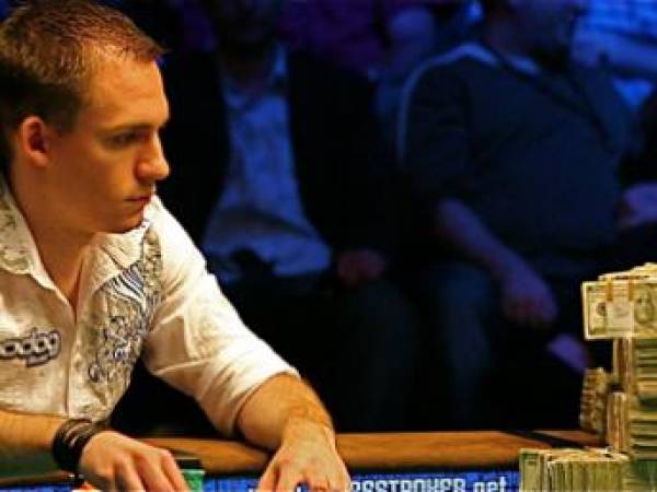 Justin Bonomo Makes Final Table of 2013 Hard Rock Poker Open Main Event