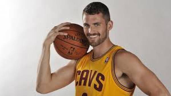 Kevin Love Staying in Cleveland: Latest Title Odds Have Cavs at +260