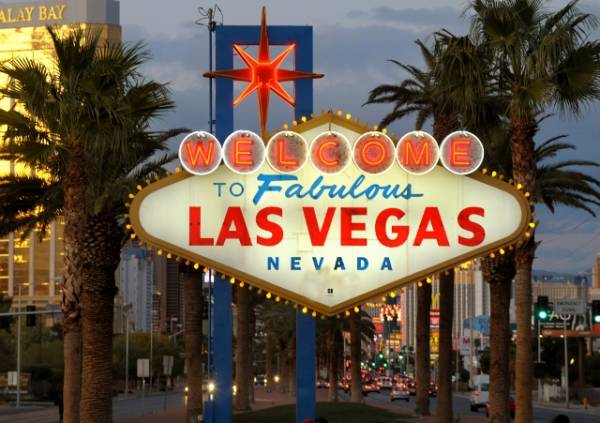 Nevada Gambling Revenue Falls 14 Percent