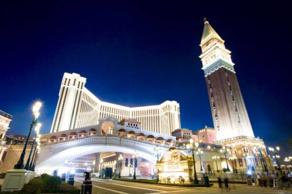Nevada Gaming Revenues Down in January 