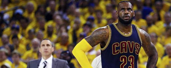 Lebron James Opting Out of Contract With Cavs? Sportsbook Has Your Odds