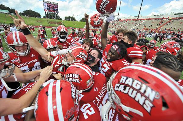 What Are the Regular Season Wins Total Odds for the Louisiana Lafayette Ragin' Cajuns - 2022?
