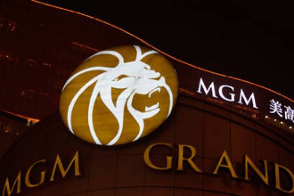 MGM Resorts 3rd Quarter Loss Narrows 
