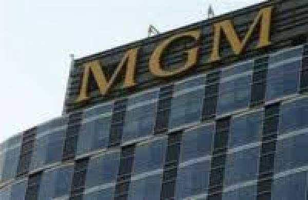 MGM Posts 2nd Quarter Loss, but Revenue Surges 29 Percent