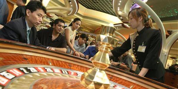 Macau October Gaming Revenues Set for Worst Drop on Record