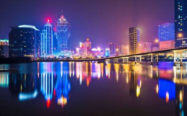 Crackdowns in Chinese Gambling Hub Macau Continue With 17 More Arrests Crackdowns in Chinese Gambling Hub Macau Continue With 17 More Arrests