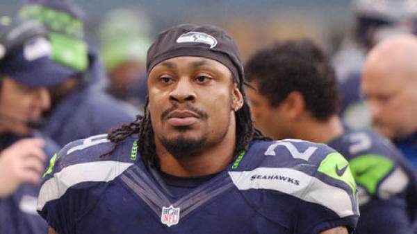 Panthers vs. Seahawks Fantasy Picks Few and Far in Between: Marshawn Lynch Value