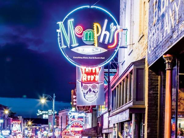 While the state of Tennessee has yet to amend its laws to allow sportsbooks in the state, Mississippi has and Tunica now operates sportsbooks that are easily accessible to those living in and around Memphis.
