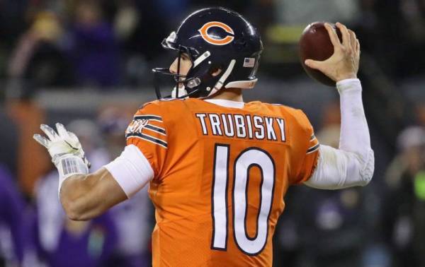 QB Mitchell Trubisky Unlikely for Thanksgiving Day Game: Books Shrug This One Off 
