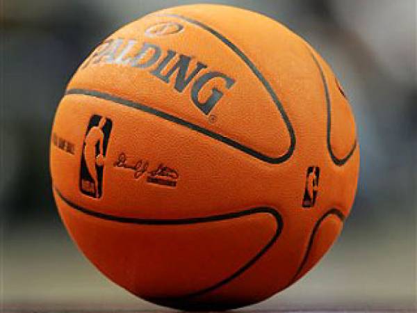 NBA Betting Odds February 24:  Mavs vs. Knicks, Warriors vs. Pistons, More