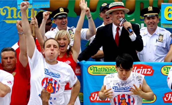 Odds to Win the 2014 Nathans Hot Dog Eating Contest: Total Prop Bets