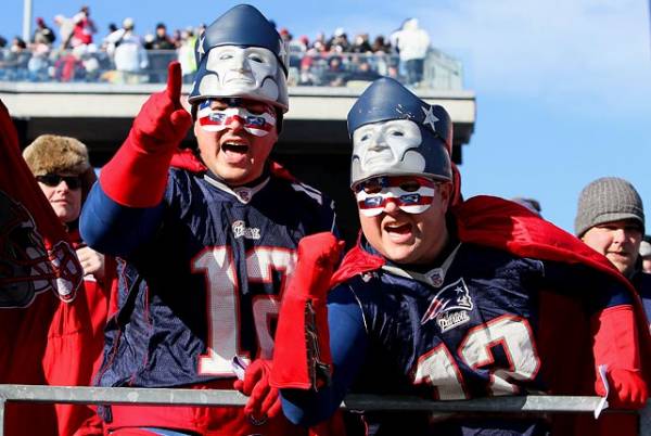 Colts-Patriots Betting Line Opens at New England -7