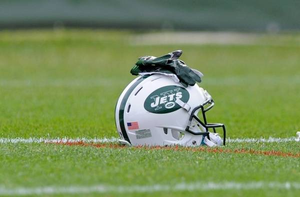 Jets vs. Dolphins Free Pick Betting Line