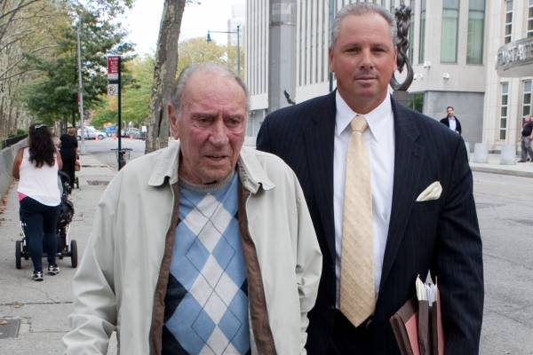 Prosecutor:  Mobster Claims he has Bladder Cancer to Get Lighter Sentence