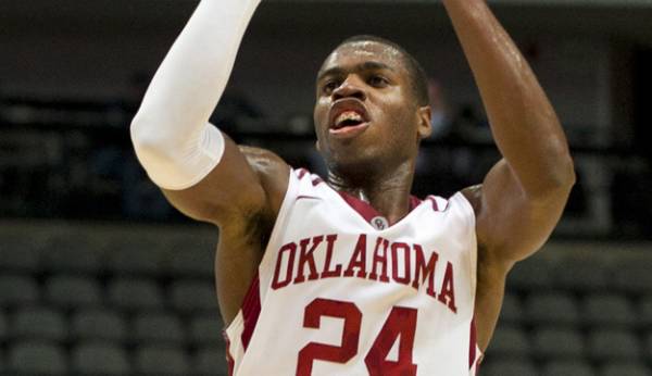 Oklahoma vs. LSU Betting Line – Middling Alert With Sooners -3.5, Tigers +4.5