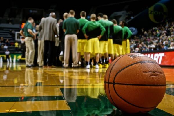 Why Bet the Oklahoma-Oregon Elite Eight Game: Under is 11-2 in Sooners Last 13 Why Bet the Oklahoma-Oregon Elite Eight Game: Under is 11-2 in Sooners Last 13