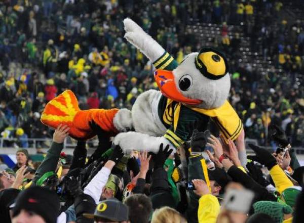 MSU vs. Oregon Betting Line Opens at Ducks -12