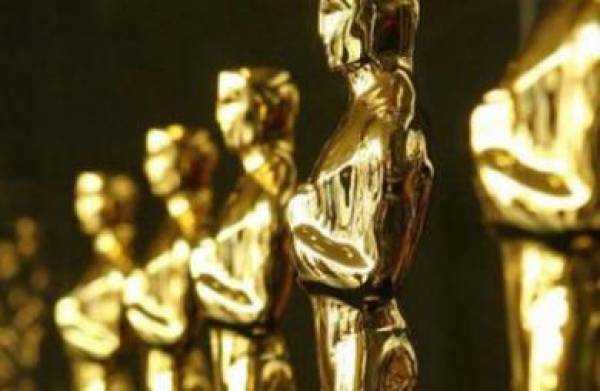 2013 Oscar Odds Available:  Lincoln Favored Early