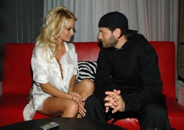Pamela Anderson Divorcing 4th Place Finisher at WSOP One Drop Again